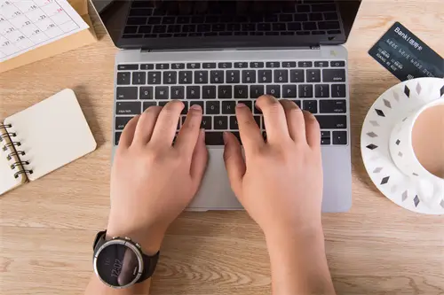 定法律的人凭什么定法律