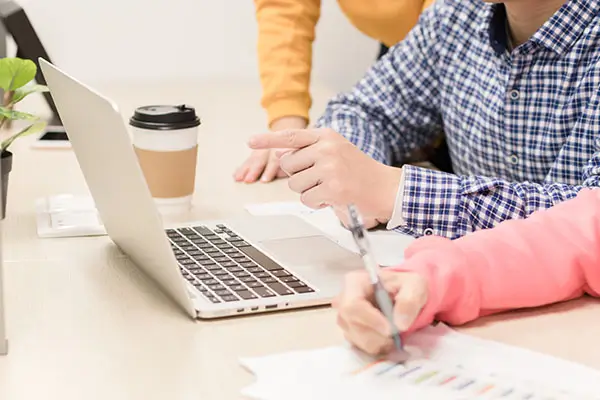 做法律咨询起什么名